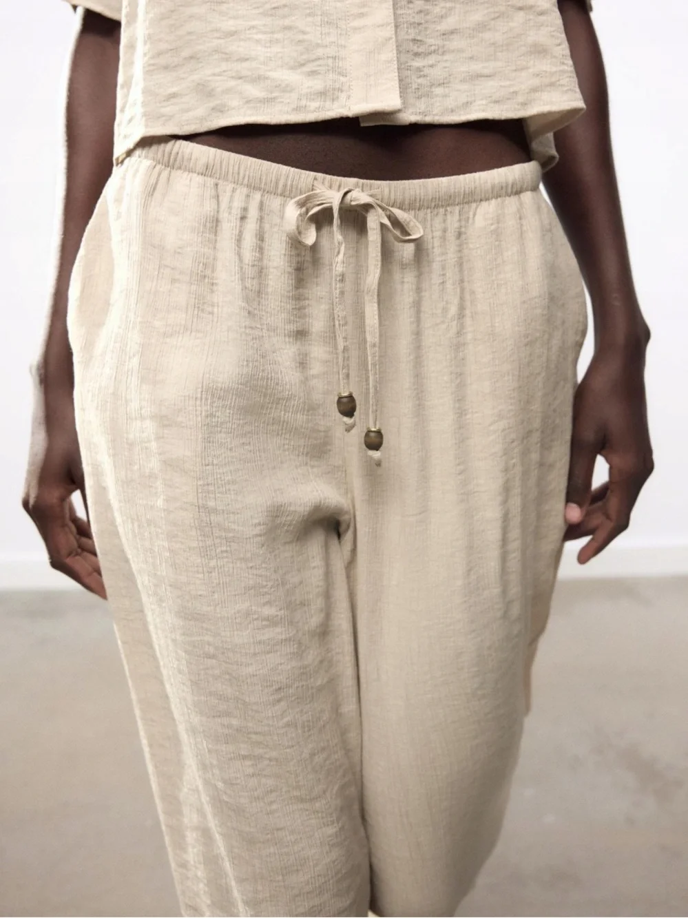 Zara Wide-Leg Linen-Blend Pants in Light Beige